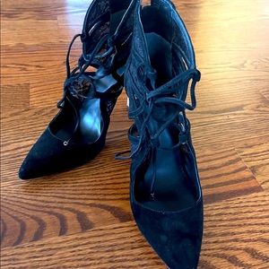 Marciano Black Pumps